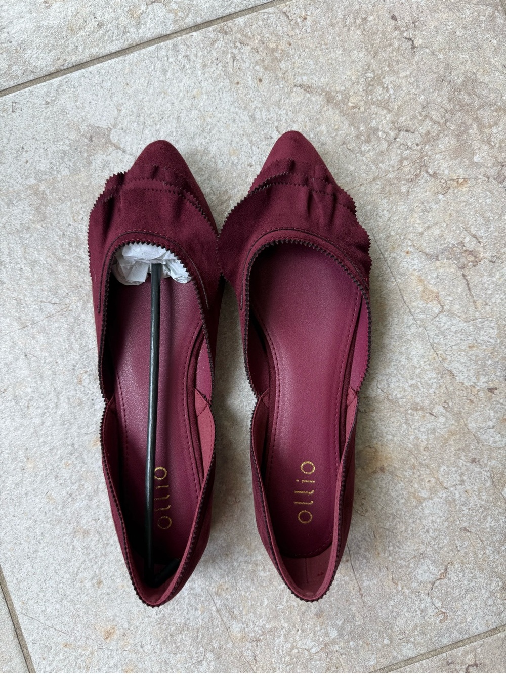 Ollio Women's Wine Pointed-Toe Ballet Flats